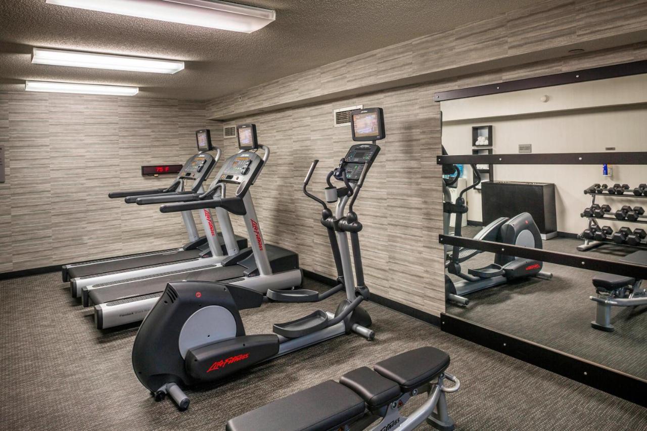 Courtyard By Marriott Norfolk Downtown Hotel Bagian luar foto