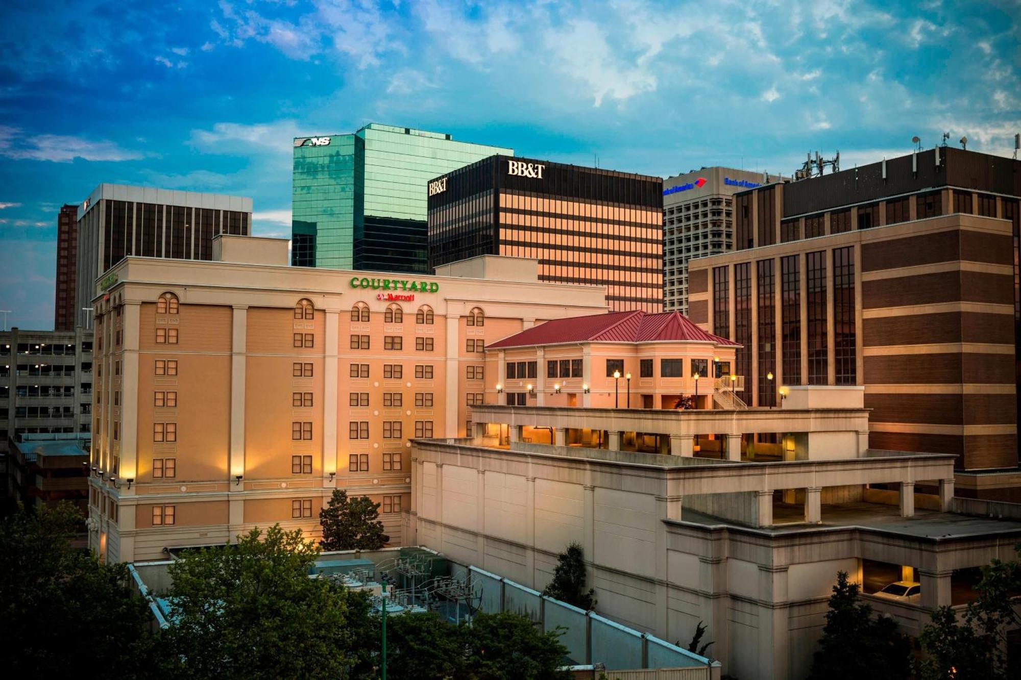Courtyard By Marriott Norfolk Downtown Hotel Bagian luar foto