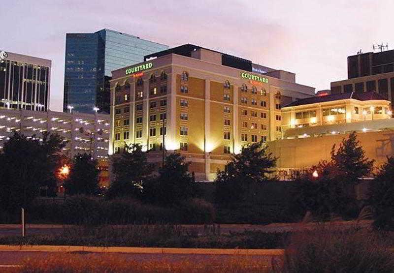Courtyard By Marriott Norfolk Downtown Hotel Bagian luar foto