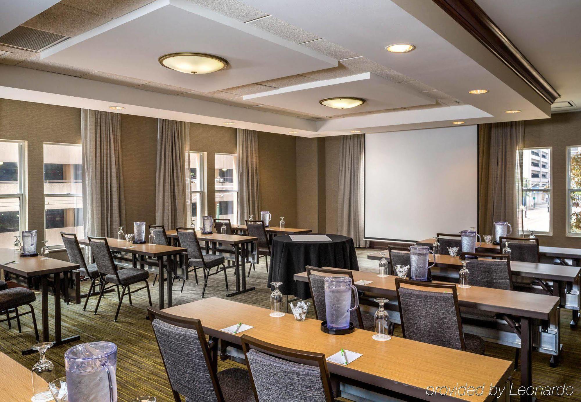 Courtyard By Marriott Norfolk Downtown Hotel Bagian luar foto