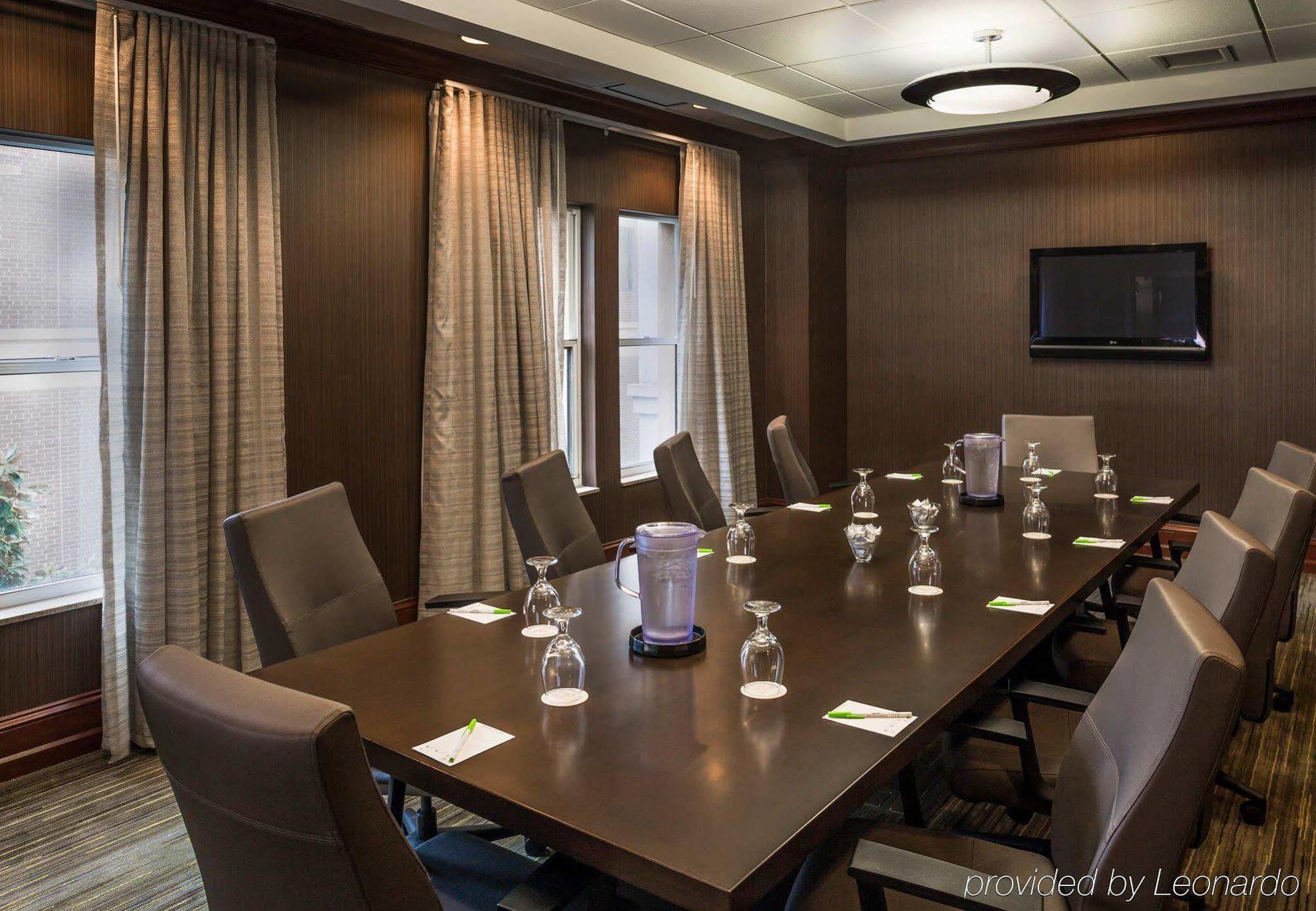 Courtyard By Marriott Norfolk Downtown Hotel Bagian luar foto